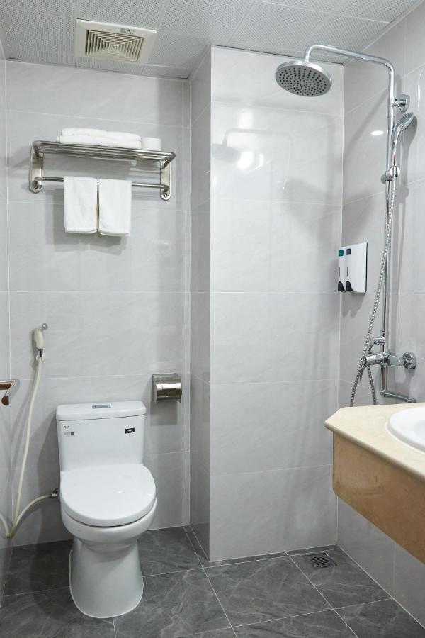 Van Nam Hotel Hạ Long Extérieur photo