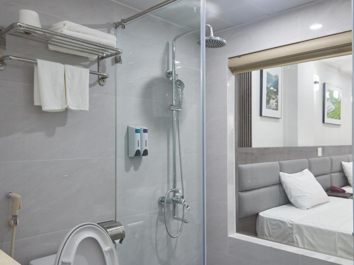 Van Nam Hotel Hạ Long Extérieur photo
