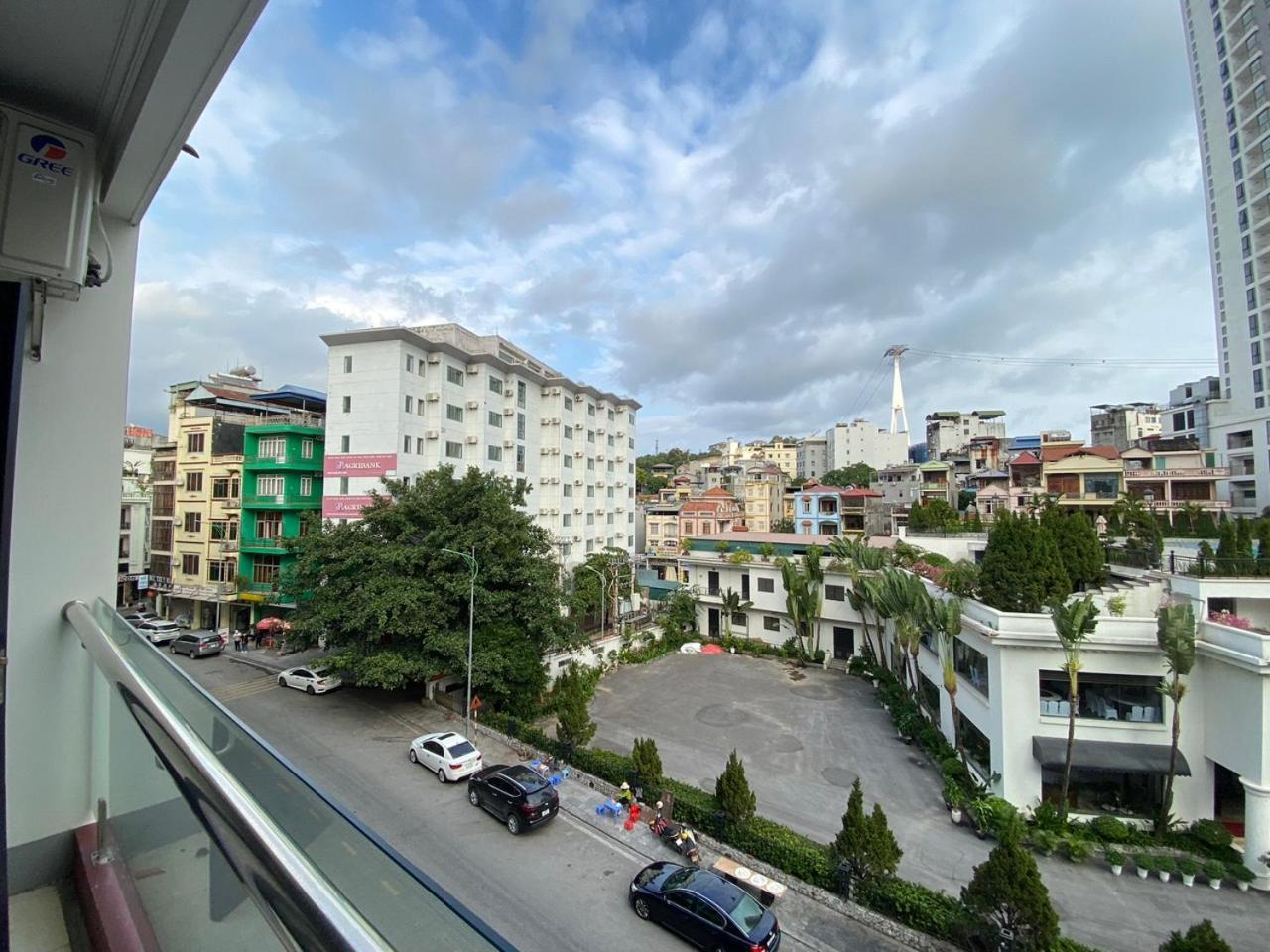 Van Nam Hotel Hạ Long Extérieur photo